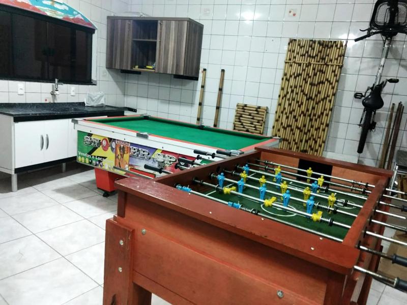 Casa linda com Piscina e Jogos pertinho da Praia - image 16