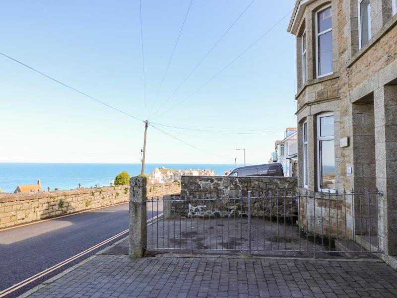 Porthmeor Beach House - image 1