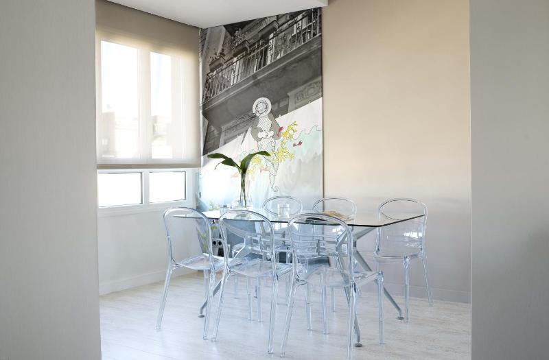 Three-Bedroom Apartment (1-7 Adults) image 4