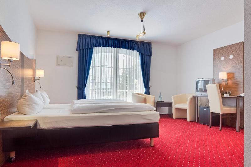 Single Room image 1