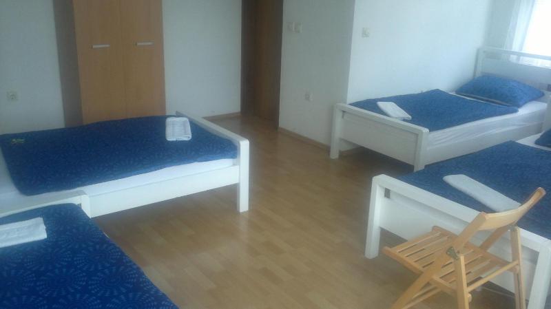 Quadruple Room with Bathroom image 1