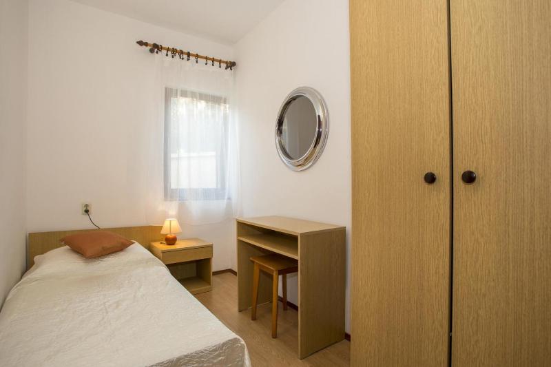Apartments with parking space Pula - 20809 - image 6