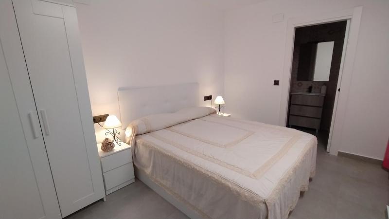 Apartamentos Tamarindo Santa Pola - image 9
