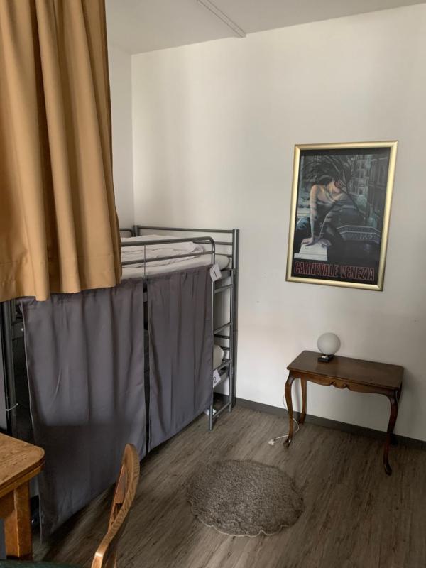Bed in 6-Bed Mixed Dormitory Room image 3