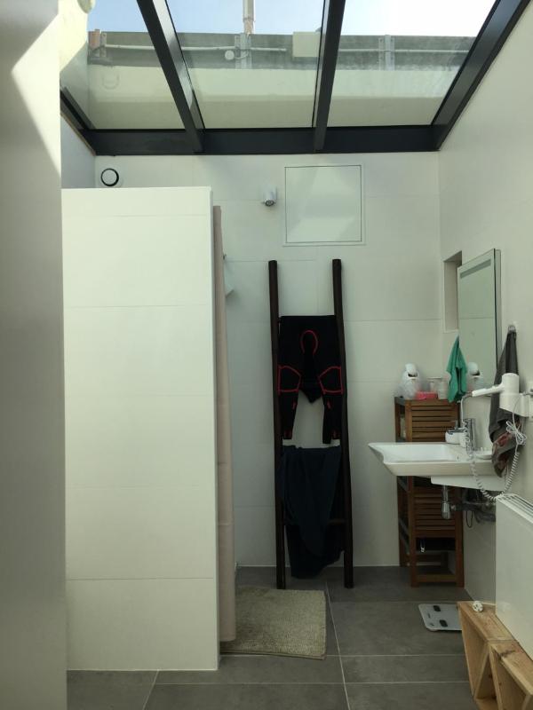 Ted Surf House - image 5