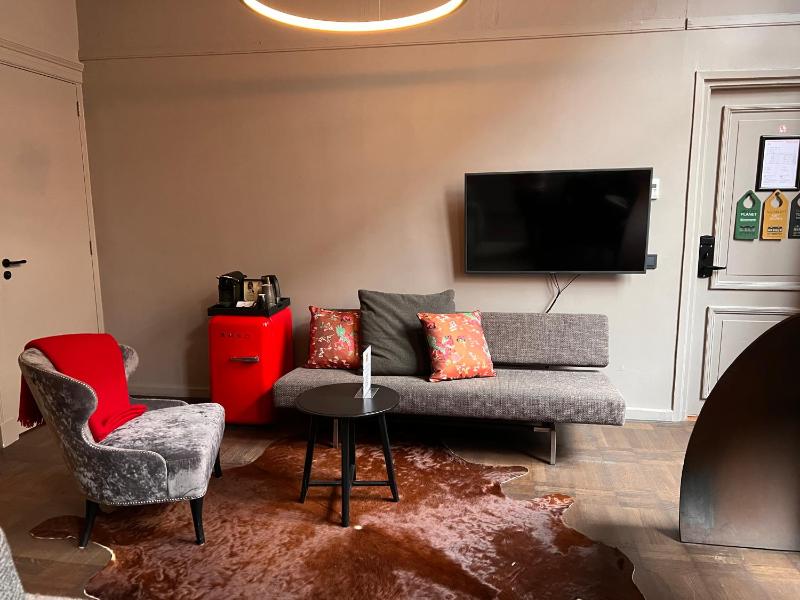 Presidential Suite image 3