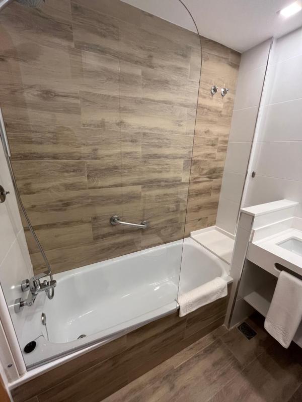 Double or Twin Room image 1