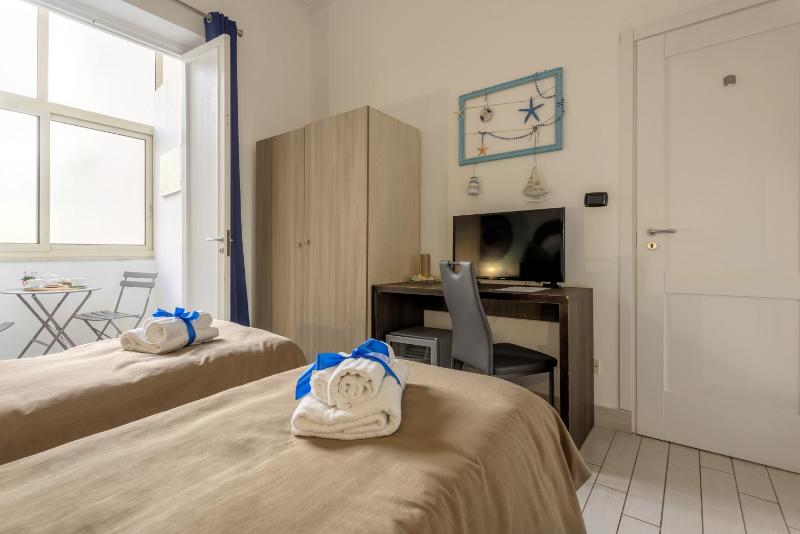 Double or Twin Room with Private External Bathroom image 4