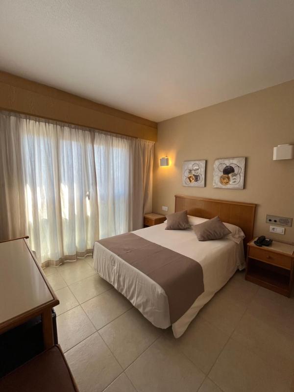 Single Room image 2