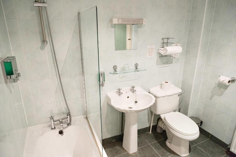 Budget Single Room image 3