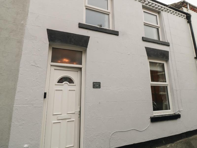 Dickie Hoy's Cottage - image 1
