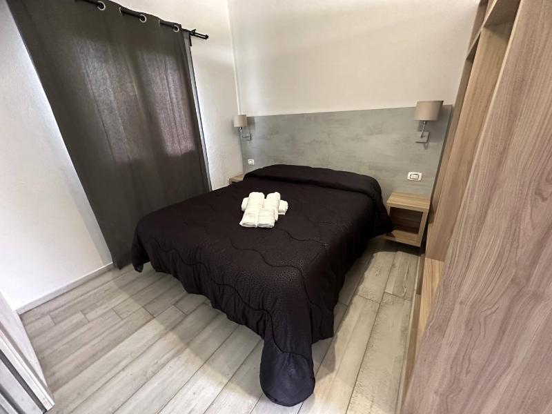 Quadruple Room image 4