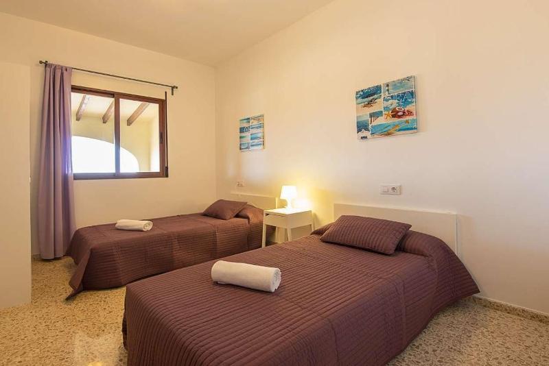 Villa Ambar - PlusHolidays - image 13