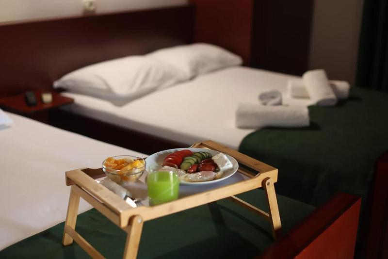 Triple Room with Sea View image 1
