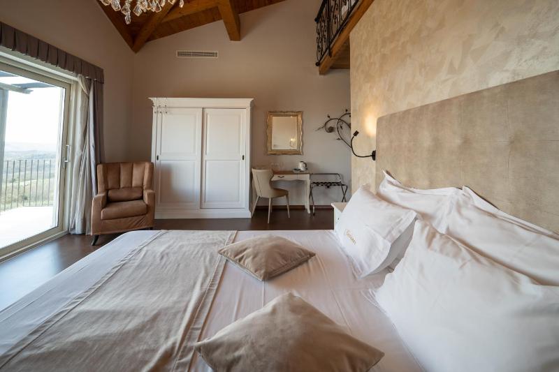 Deluxe  Family Suite with Sea View - Senator image 2