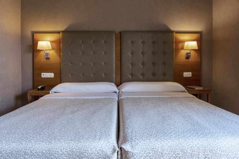 Superior Double Room with Terrace image 4