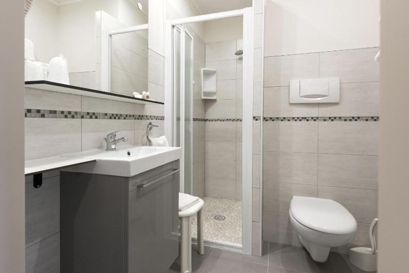 Double or Twin Room image 1