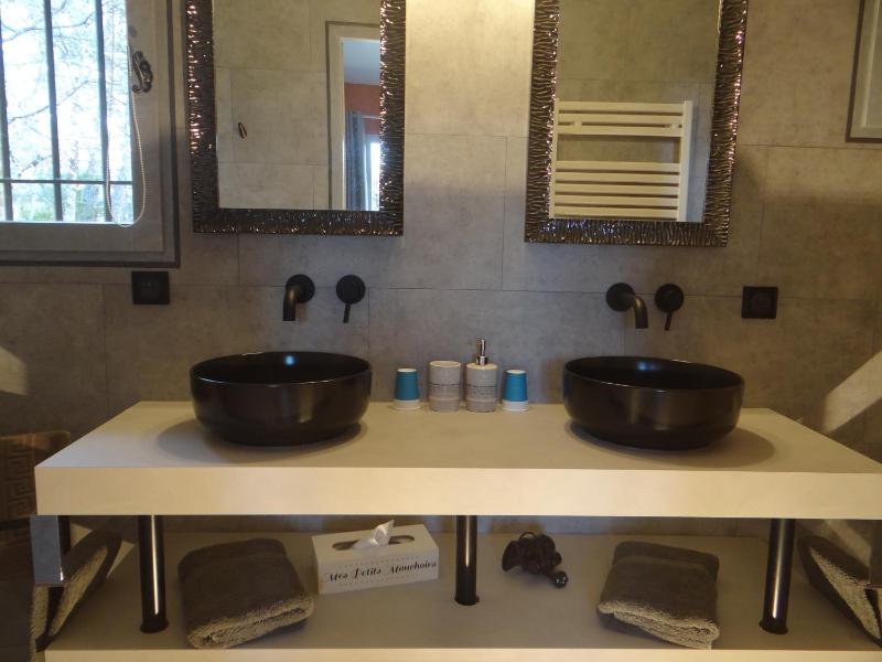Superior King or Twin Room image 2