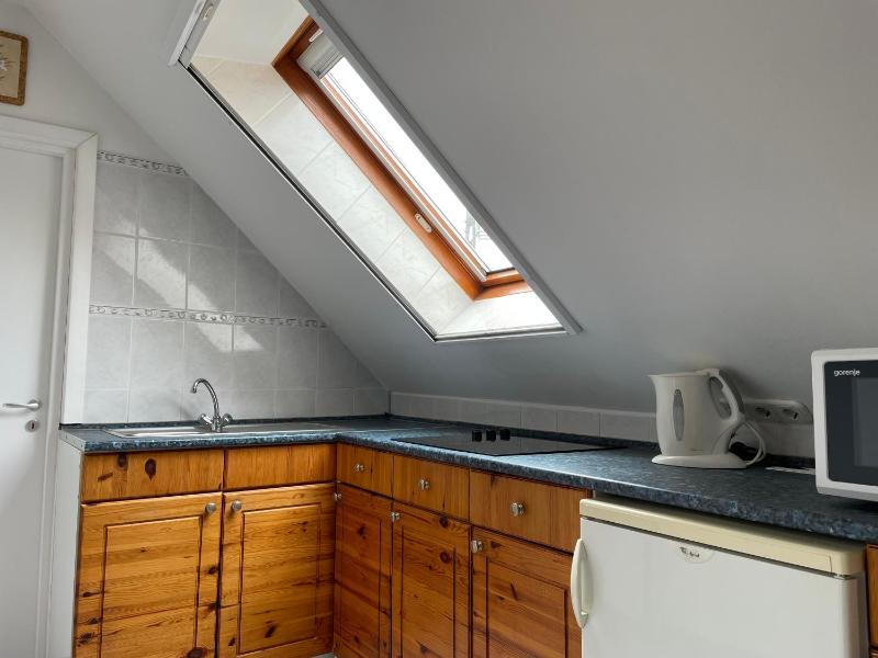 One-Bedroom Apartment image 1