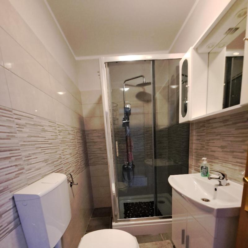 Triple Room with Private Bathroom image 2