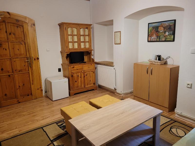 One-Bedroom Suite image 4