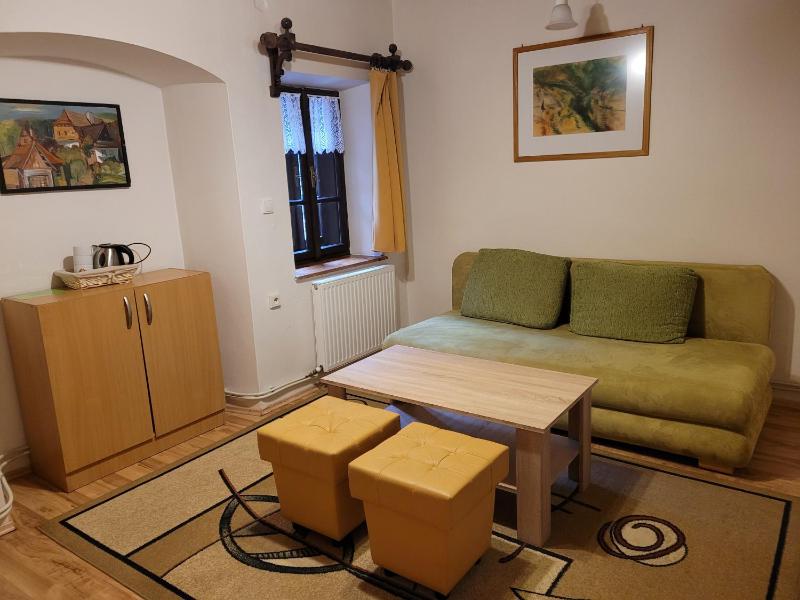 One-Bedroom Suite image 3