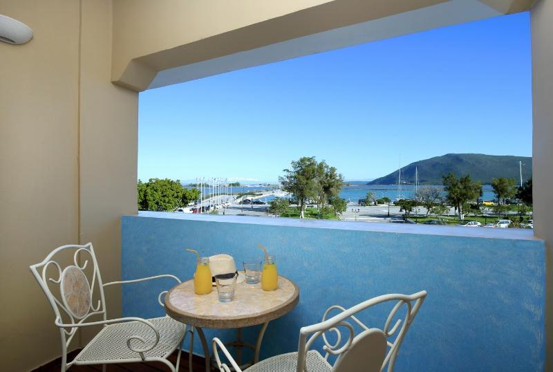 Junior Suite with Sea View image 2