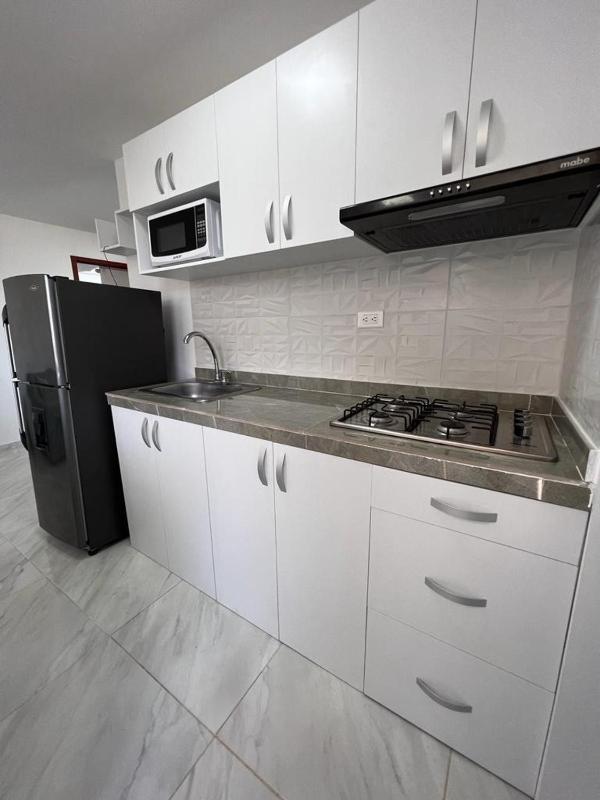 Liliana Prado Edificio Bailey Boat Apt 303 - image 2