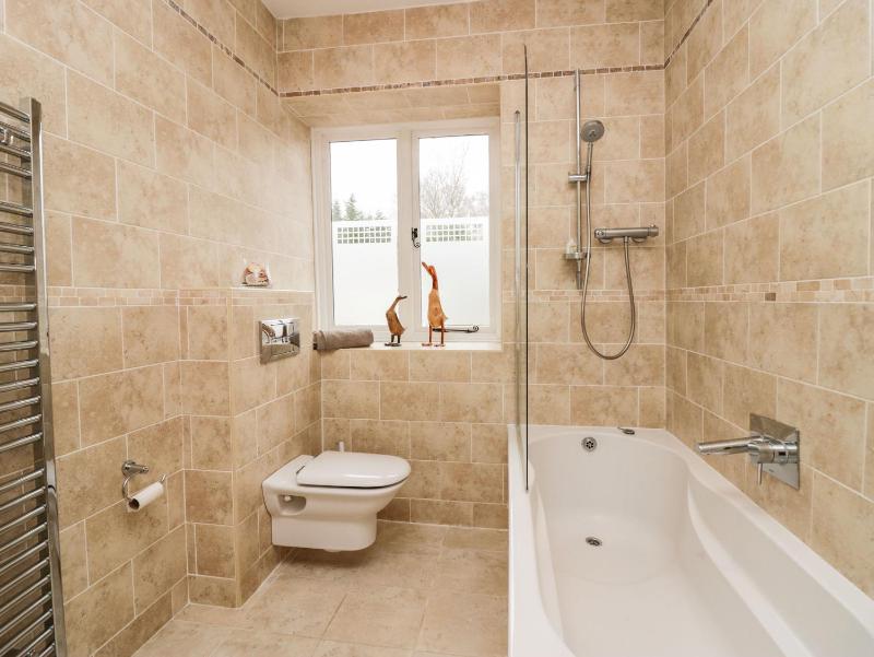 Connie's Cottage - image 10