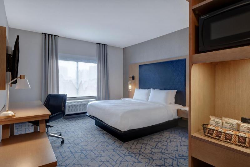 King Room image 4