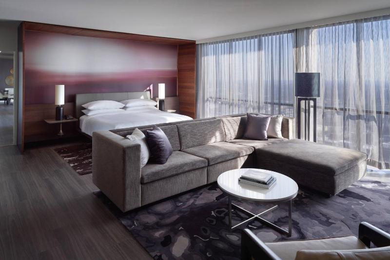 Atlanta Marriott Marquis - image 4