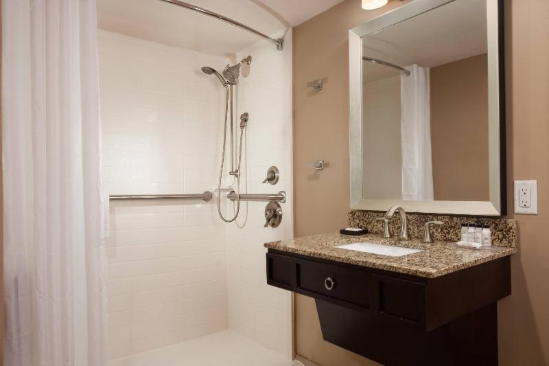 King Room image 4