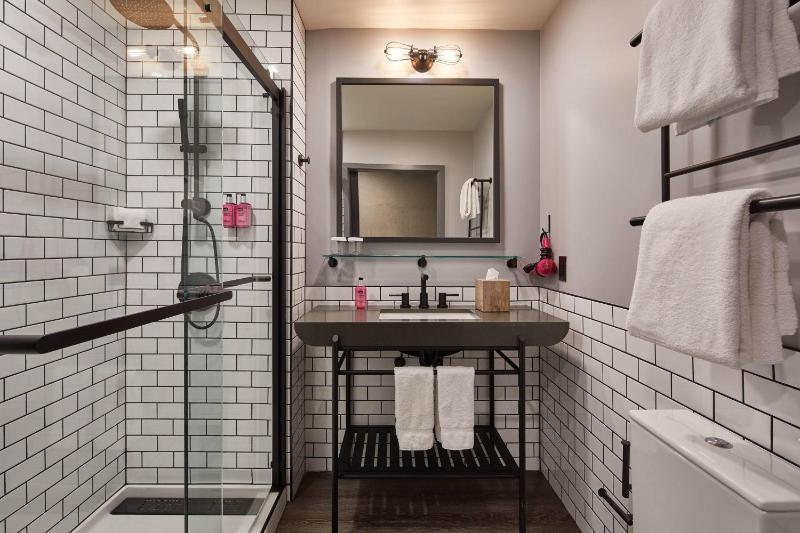 Moxy Atlanta Midtown - image 21