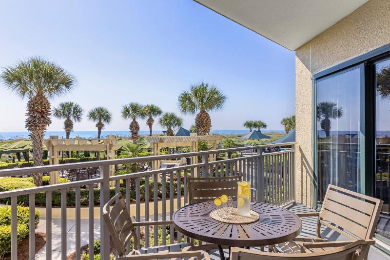 Two-Bedroom Villa with Oceanfront View image 4