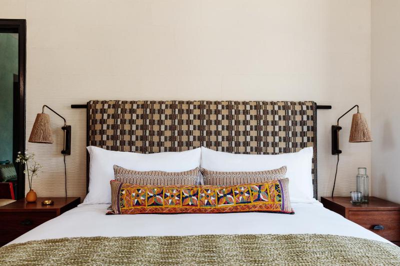 Downtown Los Angeles Proper Hotel a Member of Design Hotels - image 12