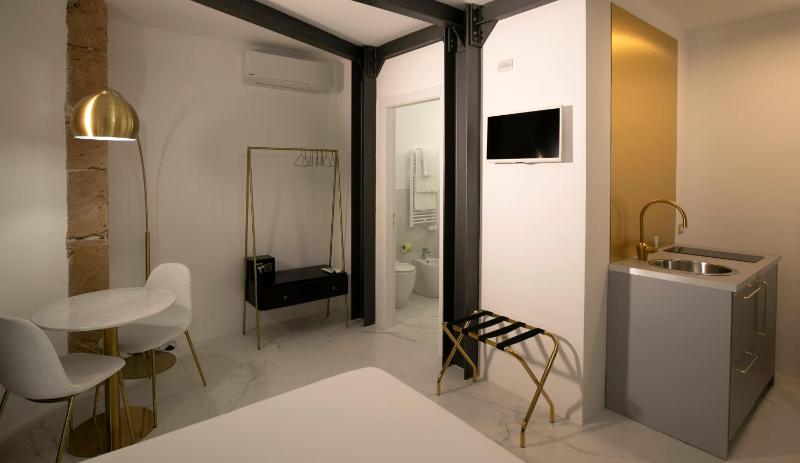 Azzoli Trapani - Apartments&Skypool - Adults Only - image 39