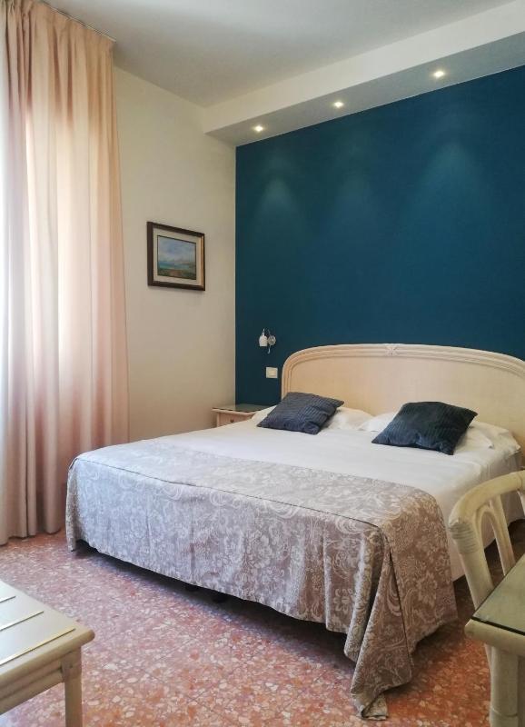 Comfort Double Room with Mountain View image 4