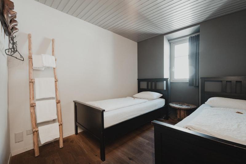 Quadruple Room with Private Bathroom image 4