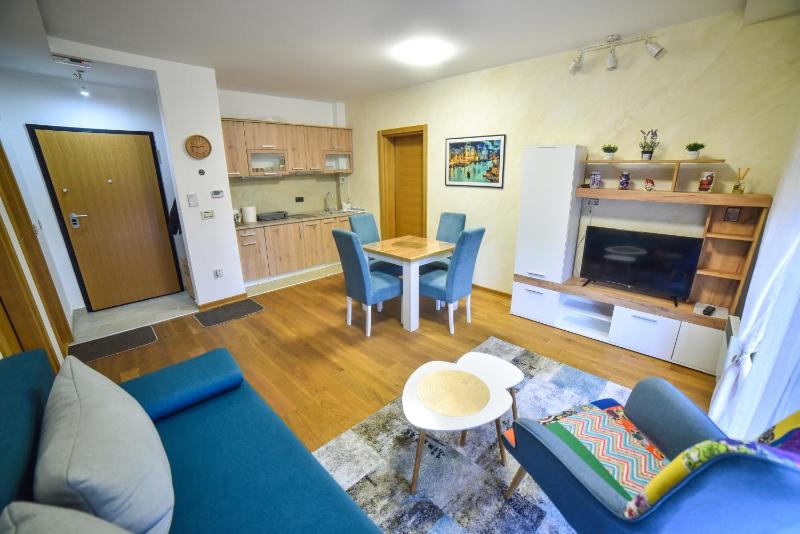 Deluxe Apartment image 3