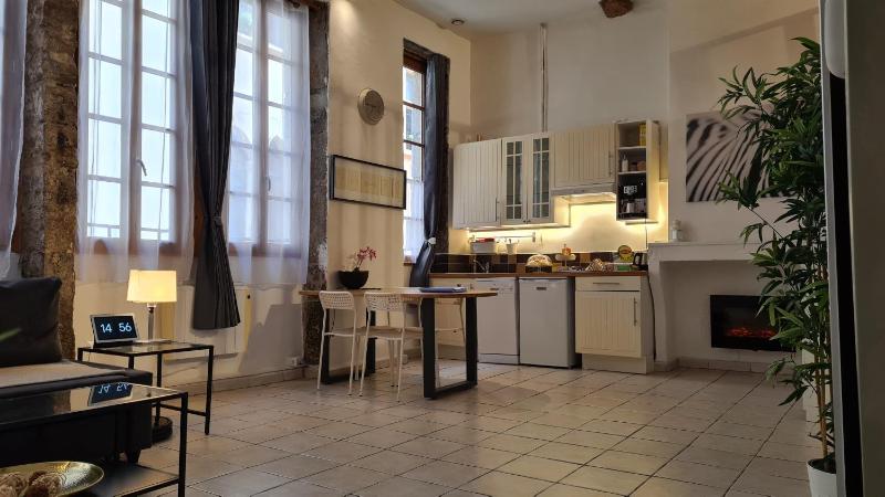 Duplex One-Bedroom Apartment (6 Adults) image 4