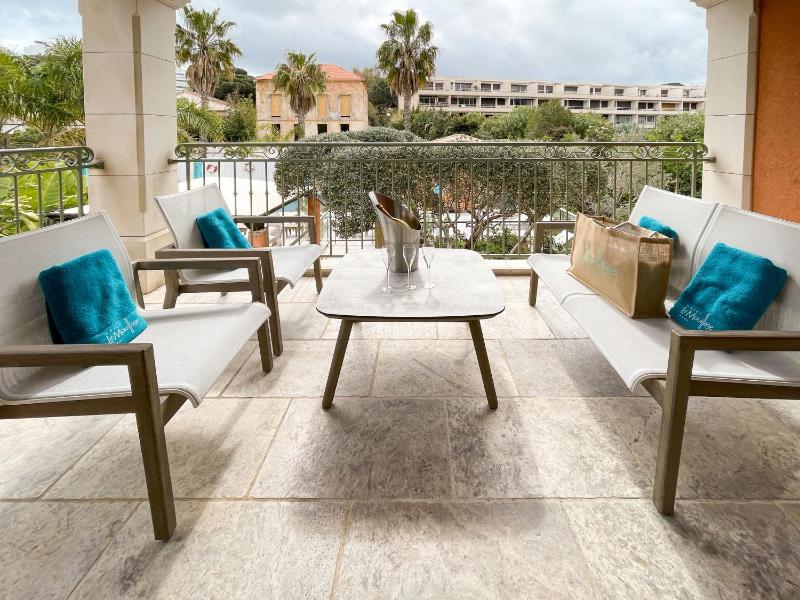 Suite with Terrace image 3