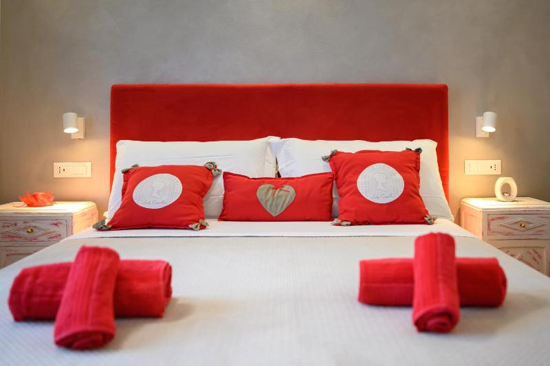 Lady Camollia Apartment - image 42