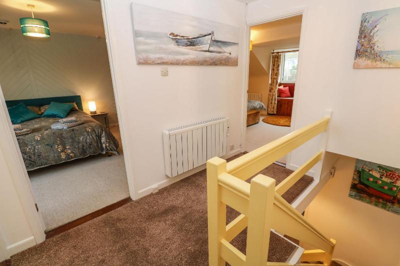 Flat 6 - image 36