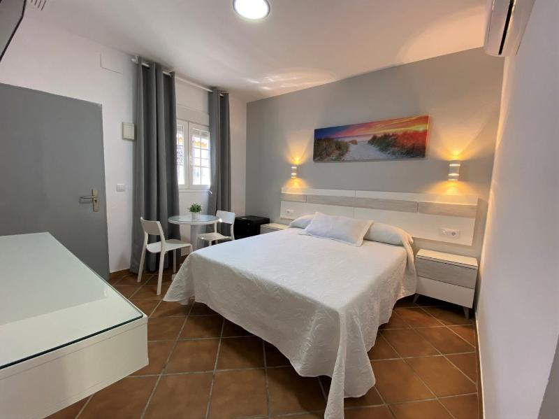 Double Room image 1