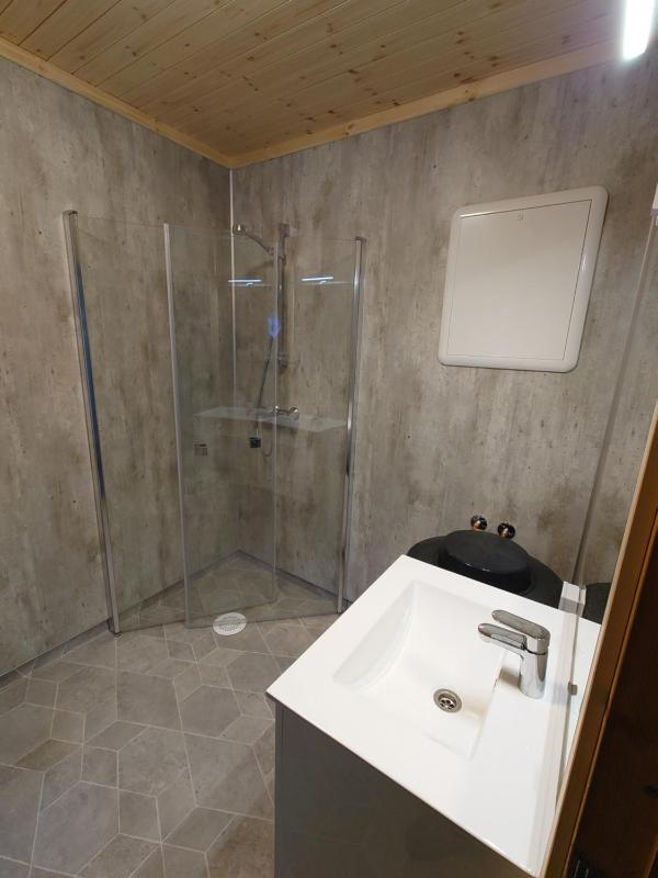 Three-Bedroom House image 3