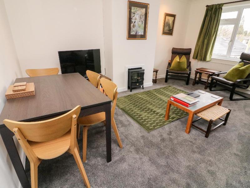 8 Oaks Field - image 16