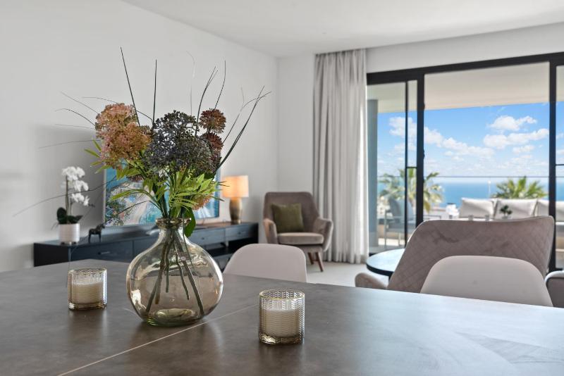 Seaview apt with pool by Costarentals - Ref M21 - image 7