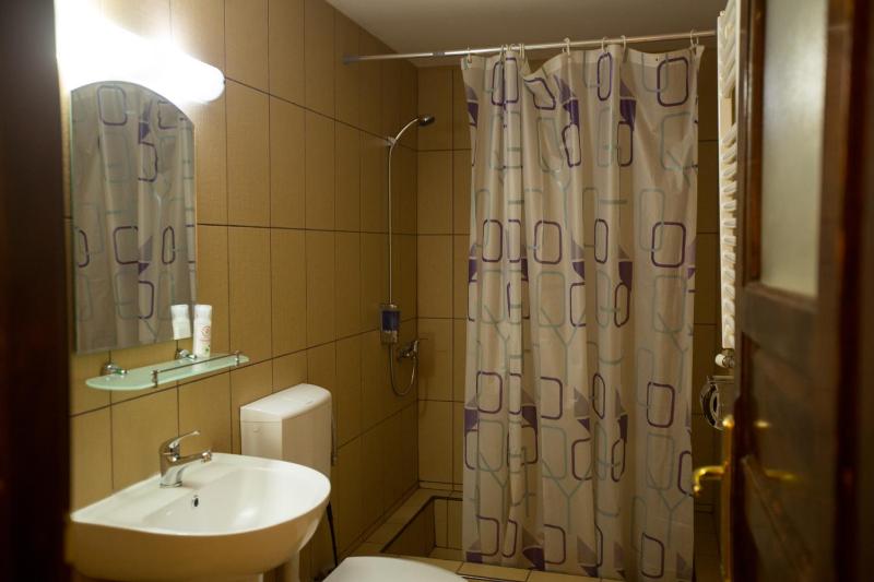 Double Room with Mountain View image 2