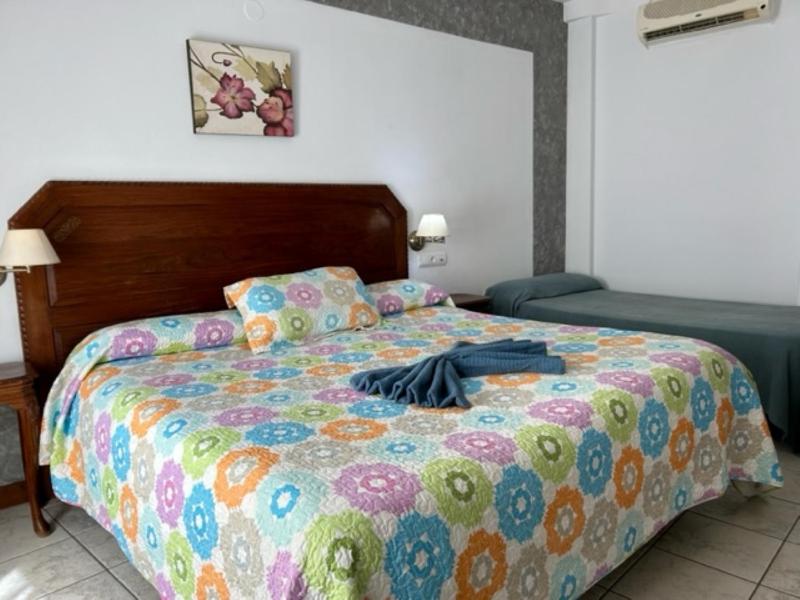 Triple Room image 1