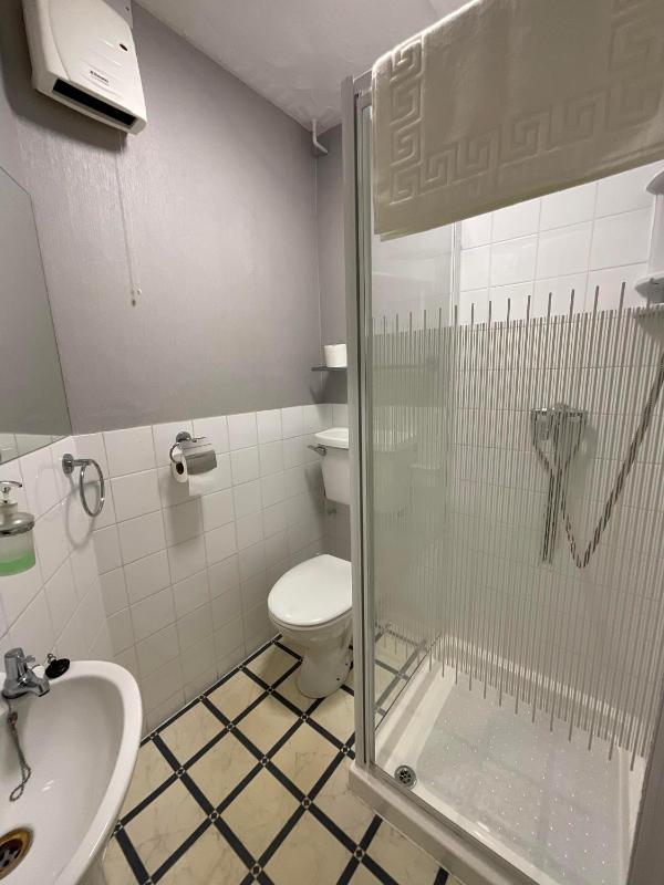 Double Room 1 image 4